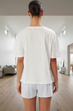 Yazlık %100 Pamuklu Pijama Takımı Rahat ve Şık Tasarım Zarifane Seçkin Malzeme