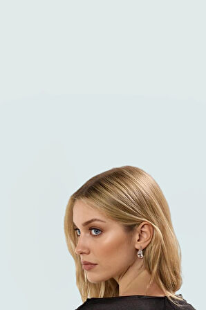 Esnek Örme Bluz; Kayık Yaka Kısa Kollu Fitted Kalıp Modern Stil Premium Kalite Özel Tasarım