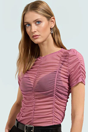 Kısa Kollu Büzgü Detaylı Örme Bluz Fitted Kalıp Kaliteli İşçilik Modern Stil Rahat Ve Şık