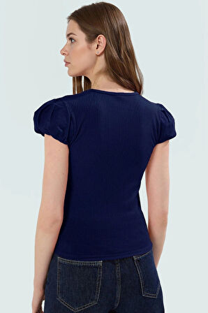 Kısa Kollu Fitted Örme Bluz Pamuklu Kumaş Dokuma Detaylı Bisiklet Yaka Profesyonel Görünüm