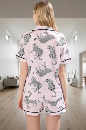 Rahat %100 Pamuklu Pijama Şortlu Biyeli Kaplan Desenli Yazlık Uzun Ömürlü Günlük Kullanım İçin