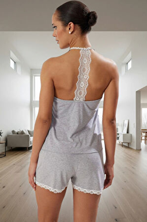 Yazlık İnce Askılı Viskoz Pijama Takımı; Dantel Detay Regular Kalıp Rahat Kullanım