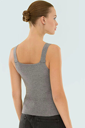 Kolsuz Triko Bluz Özel Kurdele Detaylı Fitted Günlük Yaz Kaliteli İşçilik Konforlu Kesim Şık Görünüm