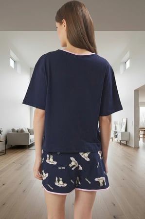 Kedili Desenli Pamuklu Pijama Takımı Rahatlık ve Şıklık Premium Kalite Seçkin Malzeme