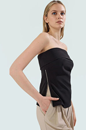 Fermuarlı Detaylı Straplez Bluz Rahat ve Şık Yazlık Dokuma Görünüm