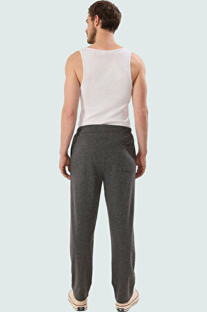 Erkek Rahat ve Şık Örme Pantolon Günlük Kombinler İçin Ideal Normal Bel Renk Modern Tasarım