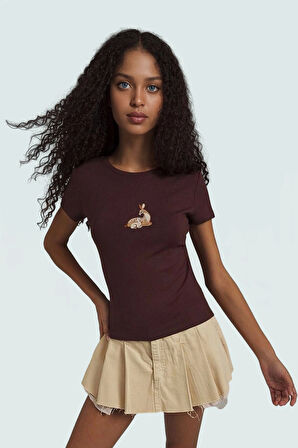 Yazlık Kısa Kollu Pamuklu Elastan Bluz Köpek Nakışlı Fitted Rahat Kullanım