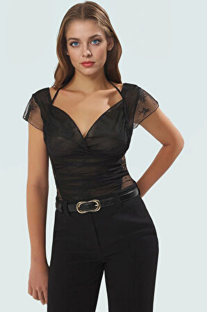 Esnek Örme Bluz V Yaka Tül Kumaş Yazlık Fitted Premium Kalite Şık Görünüm