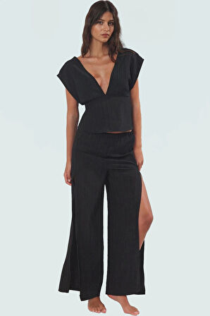 Yazlık Kolsuz Bluz ve Yırtmaçlı Pantolon Takım Dokuma Kumaş Yüksek Kalite Modern Stil