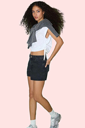 Kadın Şort Denim Düz Desen Pamuklu Kısa Boy Geniş Paça Günlük Tarz Yaz Aylarının Vazgeçilmezi