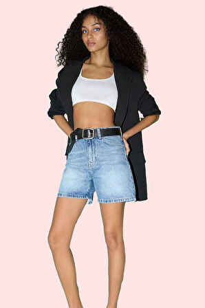 Kadın Denim Şort Pamuk Rahat Günlük Kombinler İçin Modern Tasarım Yaz Aylarının Vazgeçilmezi