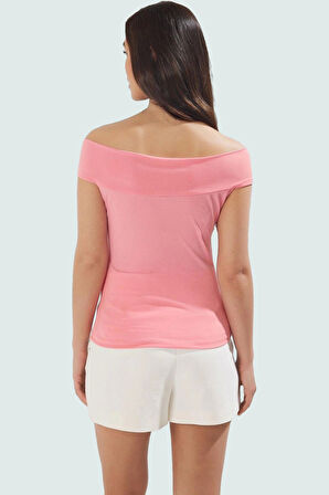 Rahat Fitted Bluz %96 Polyester %4 Elastan Carmen Yaka Zarifane Tasarım