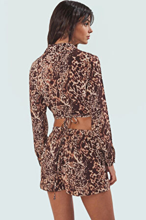 Rahat Viskoz Kumaştan Yılan Desenli Kisa Gömlek ve Şort Takım Seçkin Malzeme Konforlu Kesim