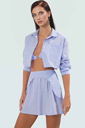 Plaj Şıklığı İçin Çok Çizgili Dokuma Üçlü Takım Zarifane Tasarım Modern Stil Trend