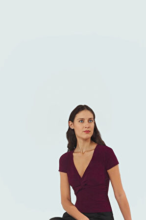 100 Polyester Fitted Vücut Bluz Renk V Yaka Yazlık Şık Görünüm Zarifane Tasarım Uzun Ömürlü