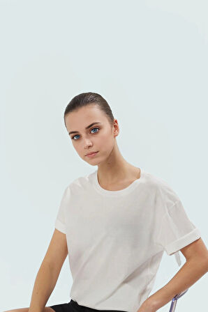 Fiyonk Detaylı Pamuk Bluz Rahatlık ve Şıklık Bir Arada Zarifane Tasarım Şık Görünüm