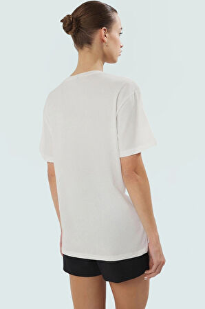 Fiyonk Detaylı Pamuk Bluz Rahatlık ve Şıklık Bir Arada Zarifane Tasarım Şık Görünüm