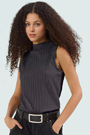 Kolsuz Örme Bluz Dik Yaka Regular Kalıp Renk Yazlık Kaliteli İşçilik Premium Kalite