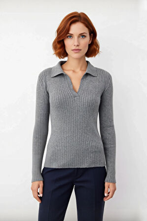 Kadın Polo Yaka Fitilli Triko Kazak Modern Fitted Tasarımıyla Casual Şıklığı Soğuk Havalarda
