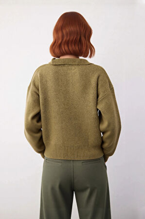 Kadınlara Özel Düşük Kol Oversize Triko Kazak Rahat Kesim Polo Yaka Kış Şıklığı Sunar Kaliteli