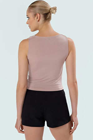 Aksesuar Detaylı Örme Bluz Rahatlık ve Şıklık Bir Arada Uzun Ömürlü Özel Tasarım