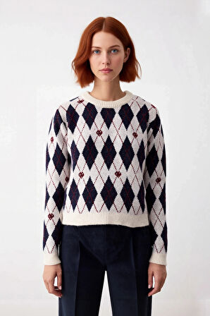 Kadın Bisiklet Yaka Baklava Desenli Simli Triko Kazak Kış Sezonu İçin Sıcak ve Şık Bir Tercih