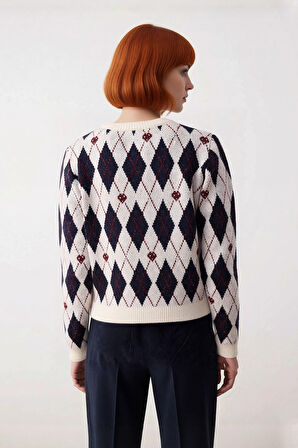 Kadın Bisiklet Yaka Baklava Desenli Simli Triko Kazak Kış Sezonu İçin Sıcak ve Şık Bir Tercih