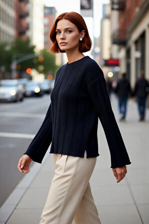 Kadın Fitilli Dokuma Triko Kazak Regular Kalıp Bisiklet Yaka Uzun Kollu Günlük Konforlu Şıklık Sunar