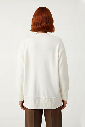 Kadınlara Özel Boxy Kesim Düz Desenli Bisiklet Yaka Triko Kazak Soğuk Havalarda İdeal Seçim