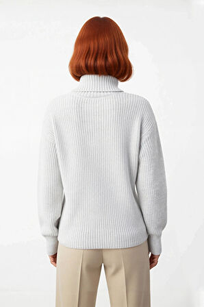 Kadın Casual Regular Kalıp Selanik Dokuma Uzun Kollu Triko Kazak Fermuarlı Dik Yaka Soğuk Havalar