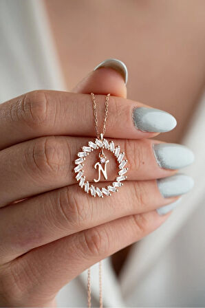 925 Ayar Gümüş Rose Kaplama Baget Taşlı Halka Model N Harfi Kolye