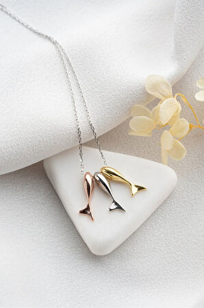 925 Ayar Işıklı Kutuda Gümüş Rodyum Kaplama 3'Lü Şans Balık Kolye