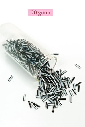 Uzun Boru Kesme Boncuk Çap 2mm Uzunluk 10 mm - 20 Gram - Siyah Beyaz - BNC251