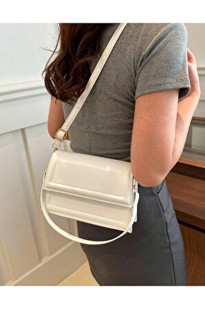 Kadın Şık Tasarımlı Hediyelik Güzel Kaliteli  Omuz Çantası