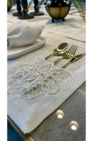 12 Kişilik Linen Fransız Dantelli Gold Simli Ekru Amerikan Servis Ve Runner Set 13 PARÇA (PEÇETESİZ)