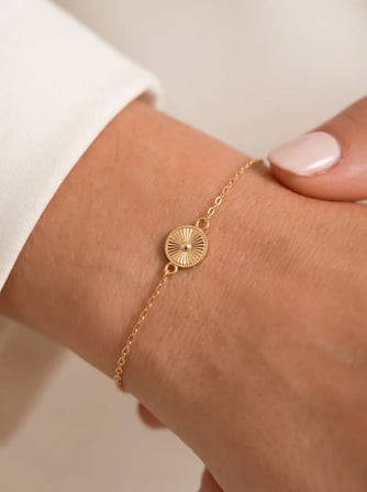 14 Ayar Altın Minimal Güneş Motifli Bileklik