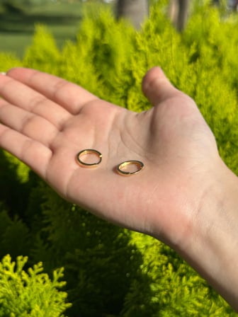 8 Ayar Altın Minimal Halka Model Küpe