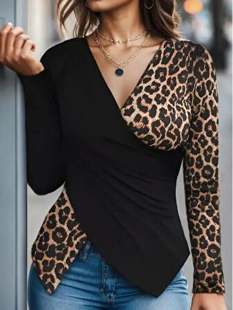Kadın Uzun Kollu Kruvaze Yakalı Leopar Desen Detaylı Viskon Bluz