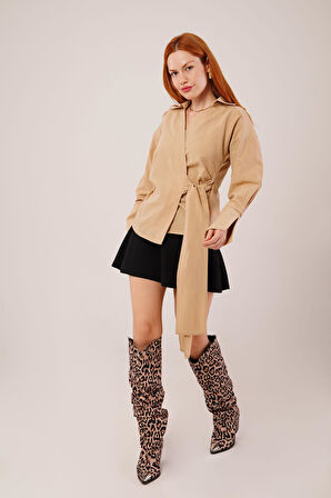 Kruvaze Yaka Yandan Bağlama Detaylı Camel Gömlek