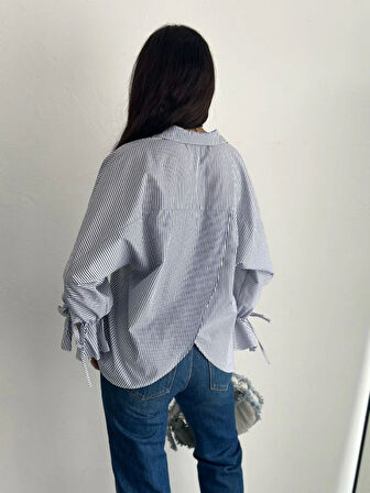 Arkası Asimetrik Yırtmaç Kesim Detaylı Cizgili Bluz Gömlek - Füme