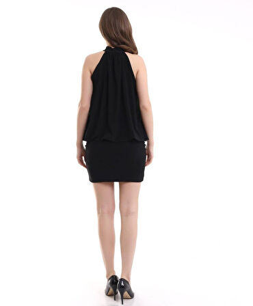 Kadın Yüksek Yaka Büzgü Detaylı Şifon Garnili Sandy Kumaş Fırsat Ürün Diz Üstü Elbise