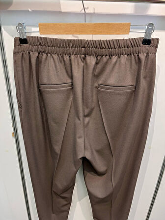 Dekorati̇f Düğmeli̇ Arka Bel Lasti̇kli̇ Pantolon