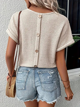 Kadın Kısa Kollu V Yaka Sırt Düğme Detay Triko Bluz