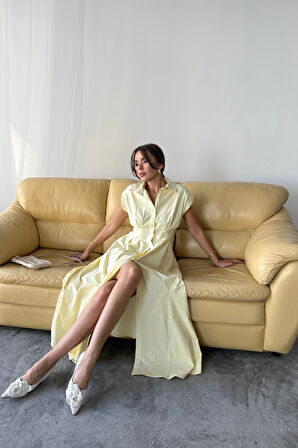 KOLSUZ VATKALI ÖNDEN DÜĞMELİBEL PENS DETAYLI POPLİN ELBİSE - Sarı