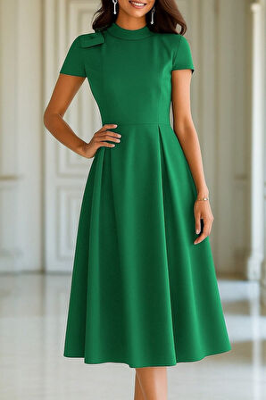 Kadın Kısa Kollu Yarı Balıkçı Yaka Pileli Janjan Krep Midi Elbise