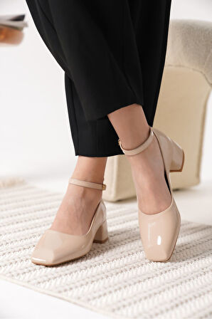 Arilla Bej Rugan Kadın Topuklu Ayakkabı