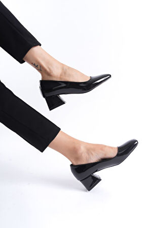 Clay Kadın Siyah Rugan Topuklu Ayakkabı