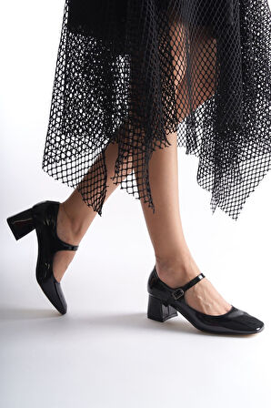 Rosalie Siyah Rugan Topuklu Kadın Ayakkabı