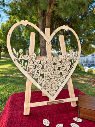 Kişiye Özel Akçaağaç Dal Desenli Kalp Anı Kutusu (58cm) (İçi Açık Tasarım)