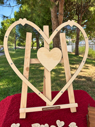 Kişiye Özel Akçaağaç Kalp Anı Kutusu (50cm) (İçi Kalp İsimlikli)